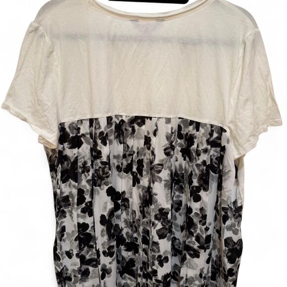 Simply Vera Vera Wang Women's Soft Blouse Pleated White Black Floral XL - EUC - Picture 3 of 3